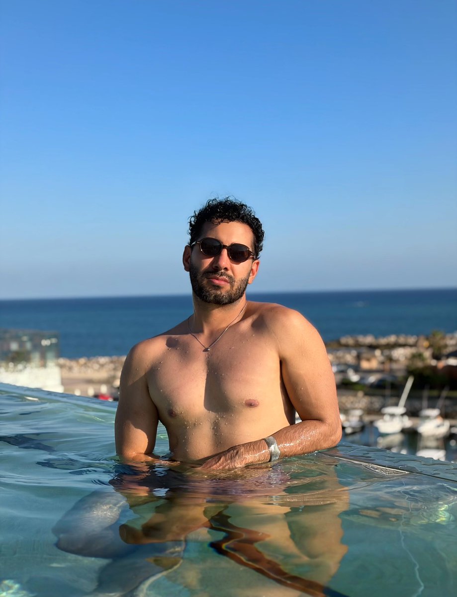 christian_r_ch's tweet image. 