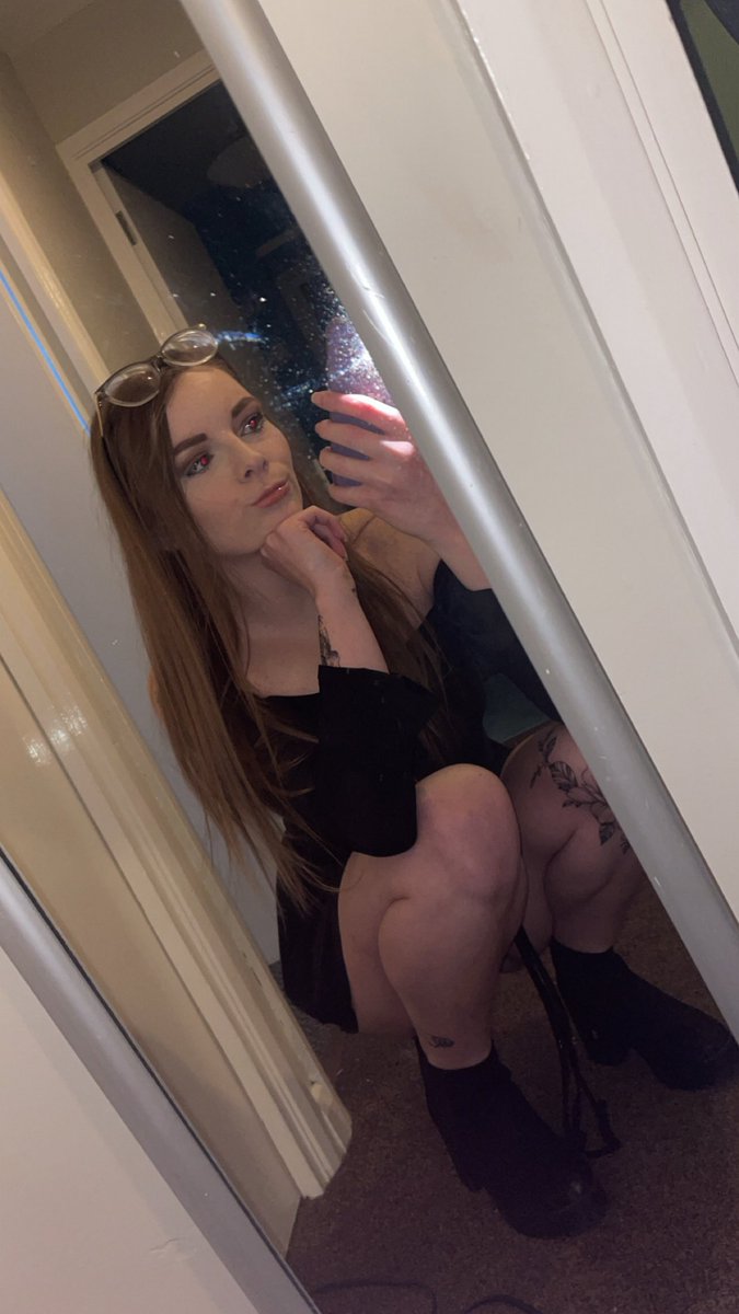 Nvtxliee's tweet image. Back when I used to actually make an effort💃🏻