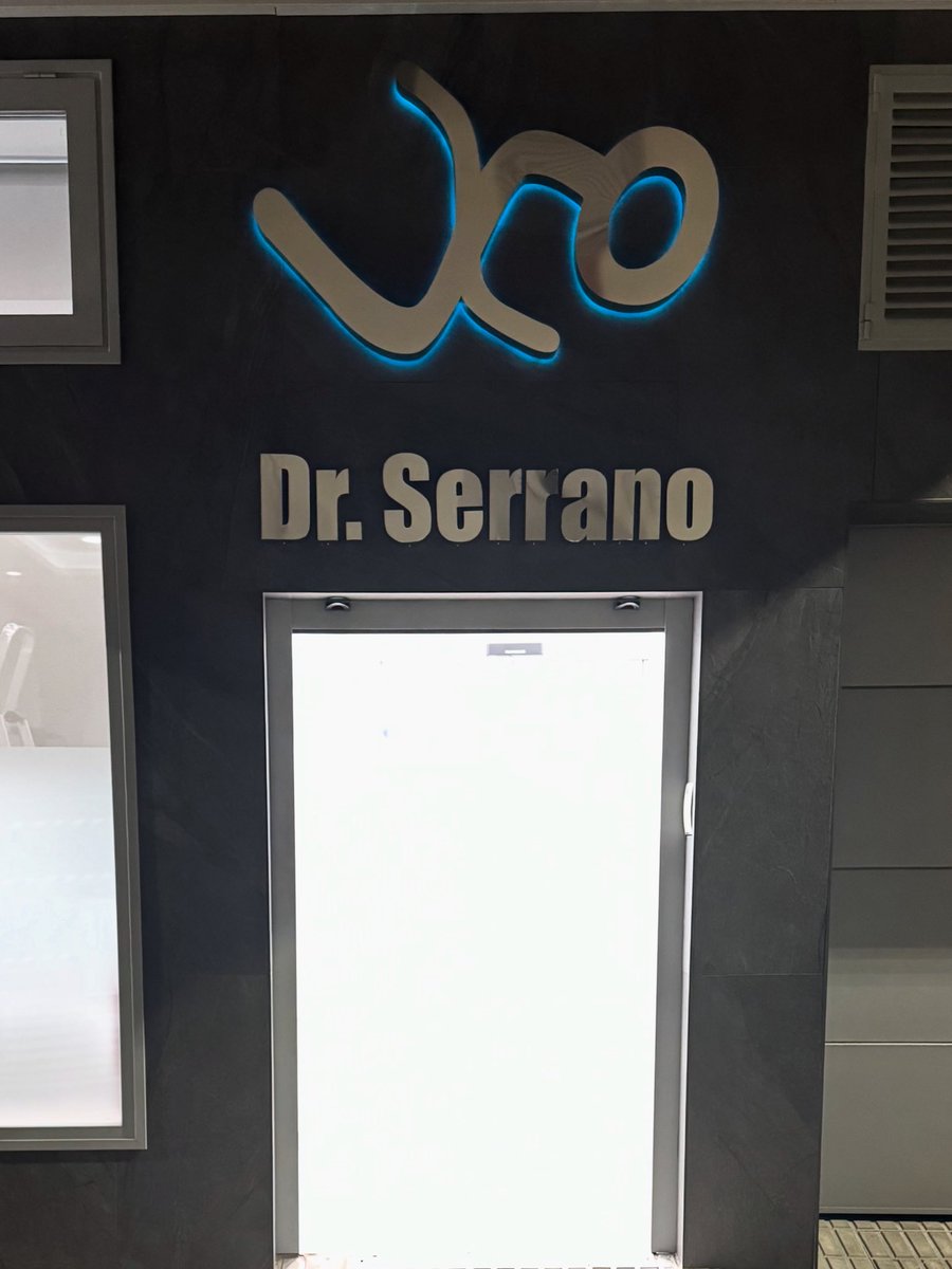 🩵 Día de las Personas con Discapacidad. En La Consulta Dr. Serrano iluminamos nuestro logo en “dodger blue” para recordar que la diversidad amplía nuestro horizonte y que todas las personas deben poder entrar, participar y brillar. ✨🩵
#LaConsultaDrSerrano 👨‍⚕️ #EstilosDeVida
