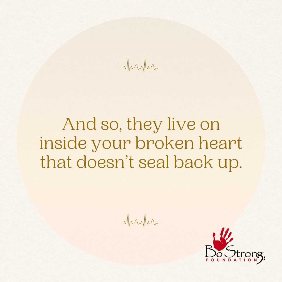BoStrongFdn's tweet image. 💛 This Grief Awareness Week, we honor those navigating loss. Healing takes time, and no one should do it alone. 🌿

#GriefAwarenessWeek #HealingTogether #BoStrongFoundation