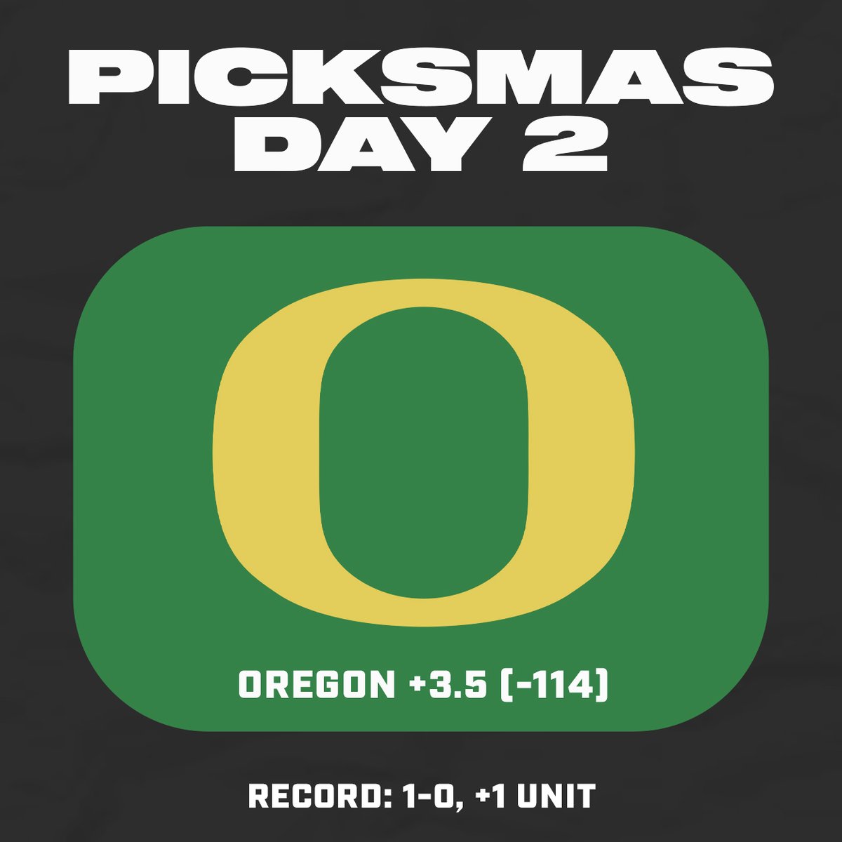 StudyHallSharp's tweet image. Merry Picksmas Day 2!

I will be giving giving out my favorite play each day leading up to Christmas, marking 25 days of Picksmas. We started off strong yesterday with Cavaliers/Pacers o231.5

Our play tonight is Oregon +3.5 (-114) vs USC. Let&apos;s go 2-0! Like = Tailing ❤️