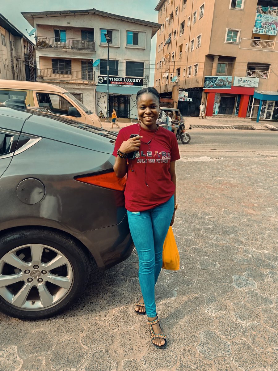 HappinessO811's tweet image. JavaScript can&apos;t steal my smile 😊 
#juniorDev
#reactNativeDev