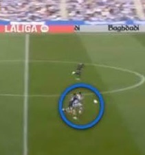theMadridZone's tweet image. • Not the last player, 50 meters away from goal - RED card
• Last player, denied clear chance, at the edge of the box - YELLOW CARD

It&apos;s not football. It&apos;s La Liga.
