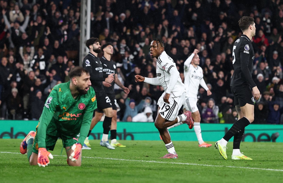 premierleague's tweet photo. Samuel Chukwueze fires a powerful effort into the corner of the net to score @FulhamFC's third 💥

There's now been eight goals in this match 🤯 https://t.co/wx677O66vs