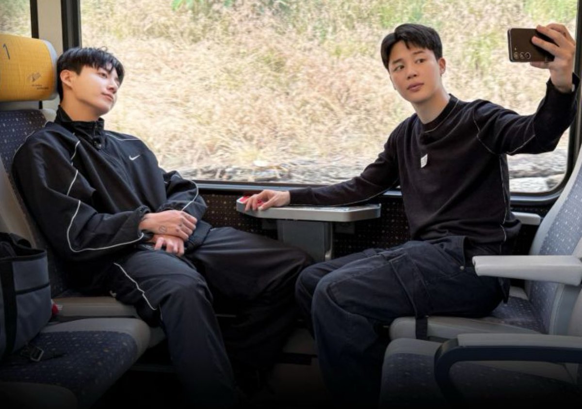 JiminLatinoFB's tweet image. 🛵 Esta noche se estrena la tan esperada segunda temporada de Are You Sure 2.

Hagamos tendencia para nuestro Jimin:

#AreYouSure2
ARE YOU SURE 2 IS COMING
ARE YOU SURE 2 OUT TODAY