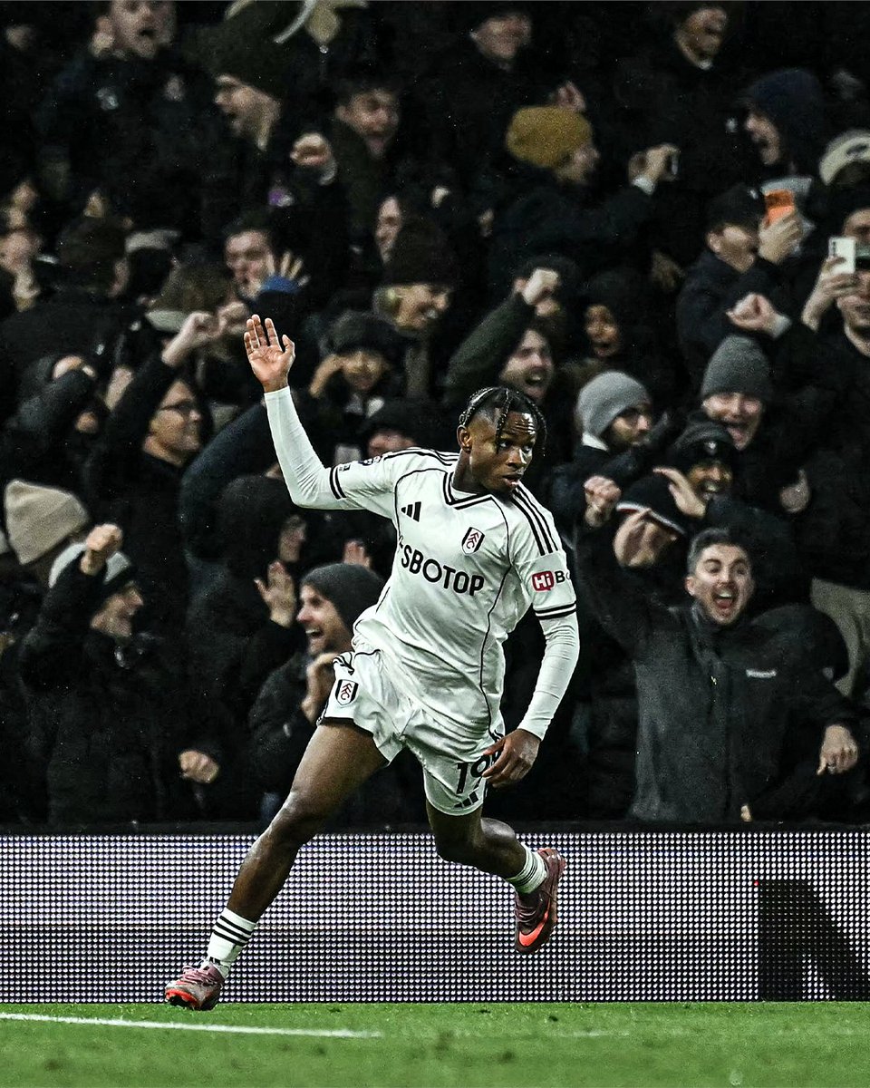 ESPNUK's tweet image. Samuel Chukwueze, we weren’t familiar with your game 😳

His brace has brought Fulham right back into it 💪