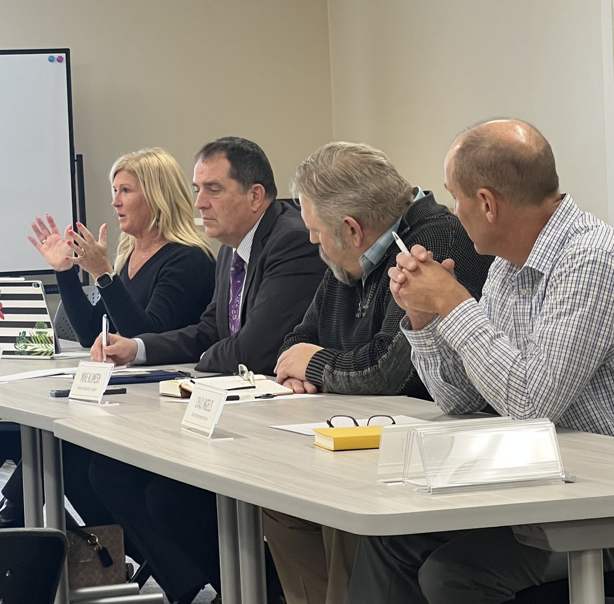 Special thanks to Senate Majority Leader Mike Klimesh and Representatives Shannon Lundgren, Mike Bergan and Chad Ingels for joining the Northeast Iowa Educational Leaders forum in Elkader. Conversations focused on providing the best educational outcomes for  students.