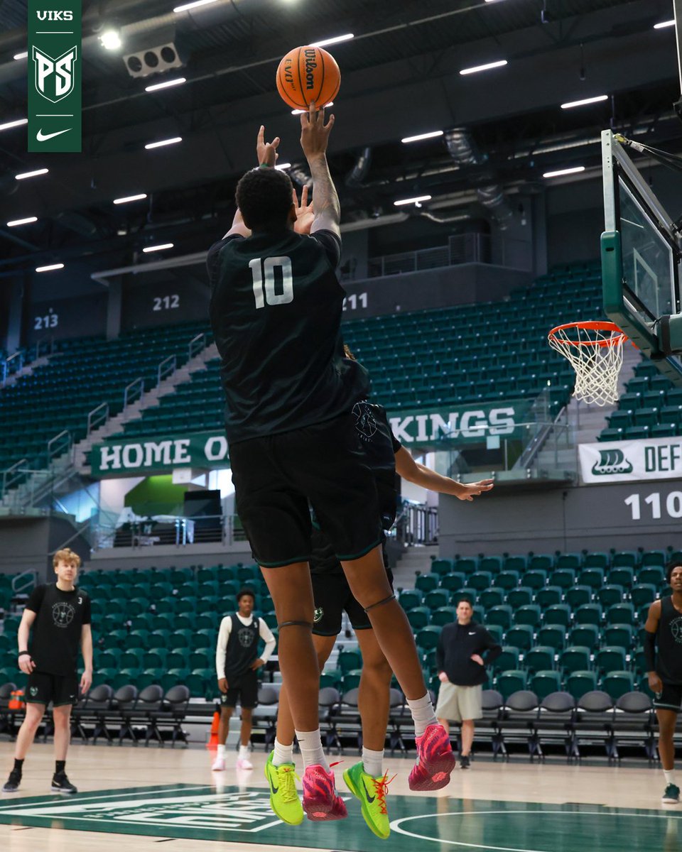 psuviksMBB's tweet image. Finally back in action tomorrow. 😤

#GoViks | #DefendTheShip