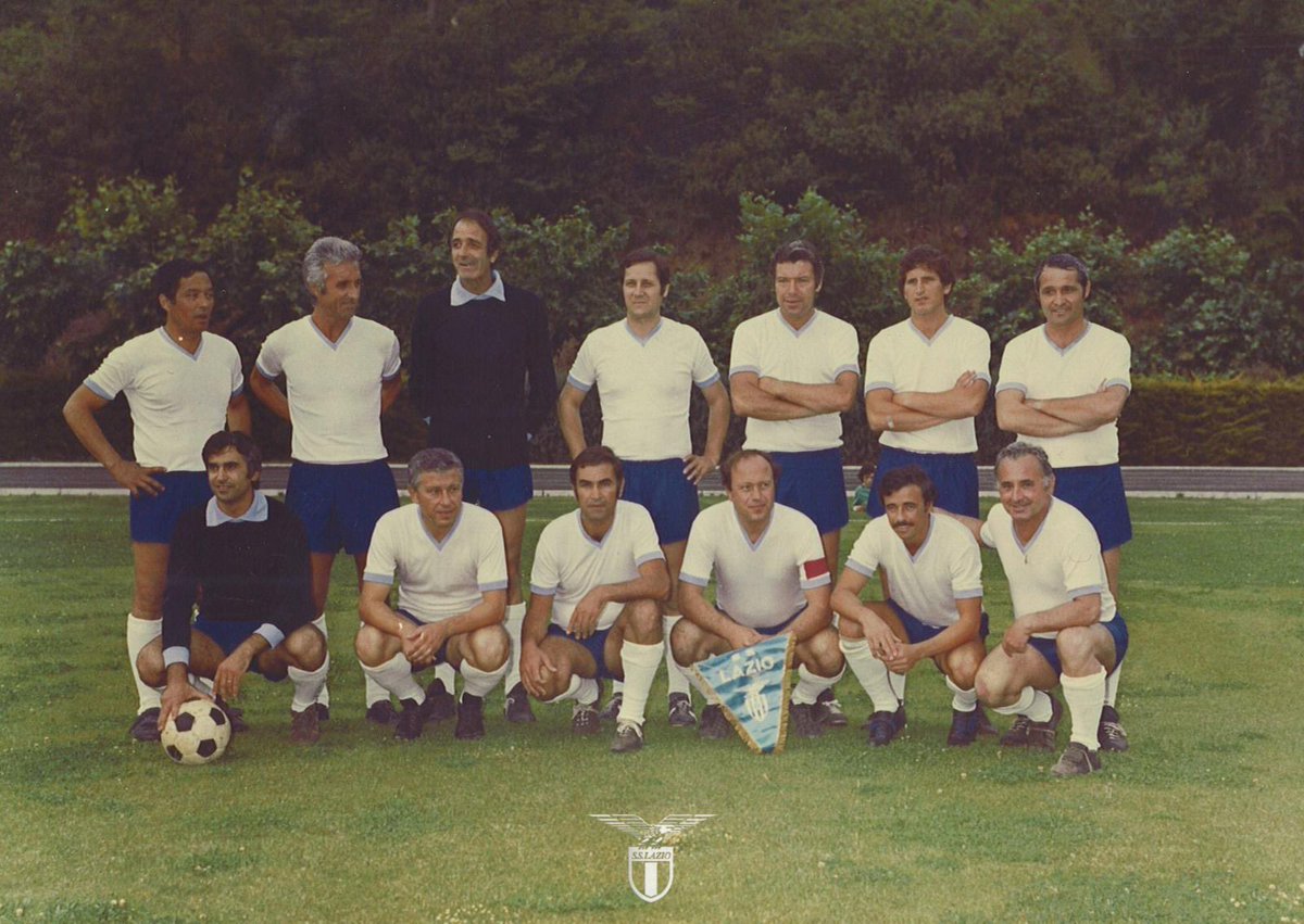 figo, libero, ha saputo vivere bene, amante dello stile e della bellezza, della tradizione come per es. del tennis rispetto al padel, schietto, ironico, controcorrente, sapeva far sentire la sua presenza anche in età matura. Sempre in mezzo ai giovani. Ciao Nic campione completo.