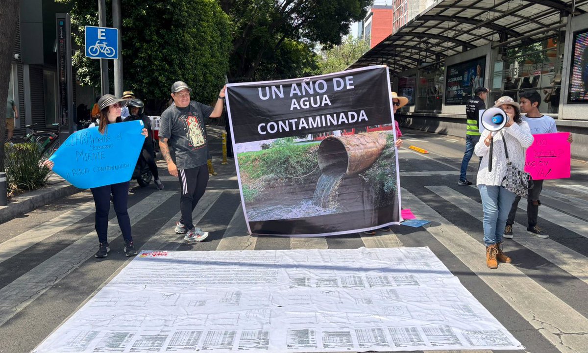 PoderCiudadTV's tweet image. Hoy martes‼️

En cabina, vecinos que ganaron #PresupuestoParticipativo  @En_laDelValle 4,  para mitigar problema del agua contaminada en #BJ nos dirán cómo va

📻 #RadioCongreso
🎙️@floresaquino
⏰ 17/18 hrs #EnVivo

📲 canaldelcongreso.gob.mx/radio 🎧

📍 @CanalCongreso