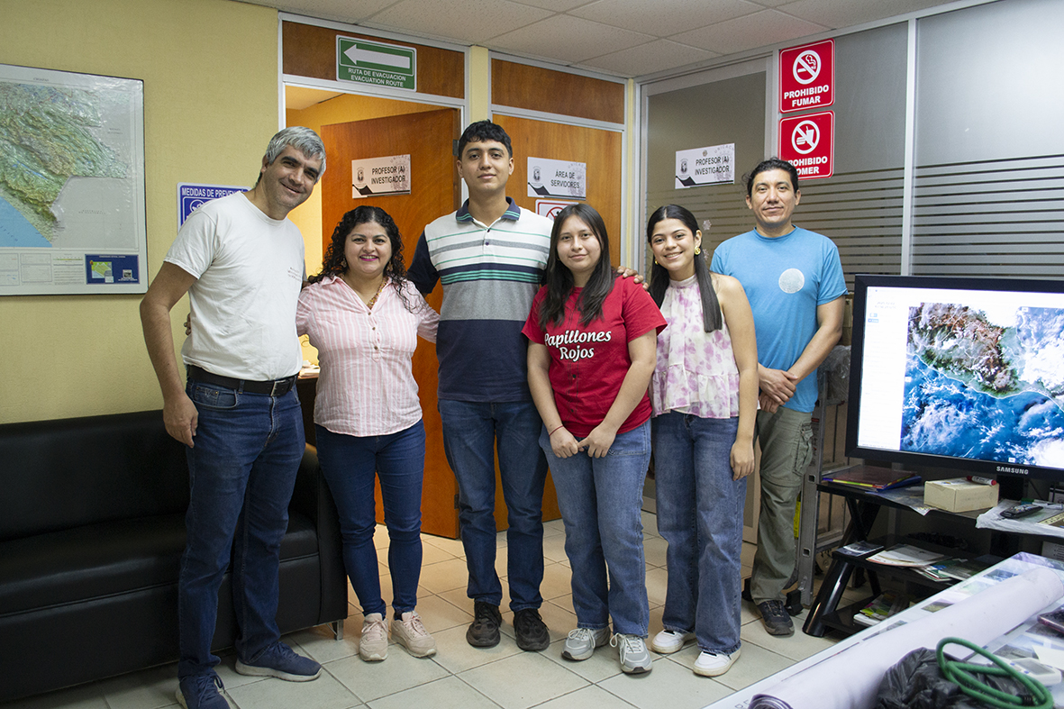 ¡Bienvenidos!, estudiantes de Ing. Geofísica Petrolera de la Universidad Polítecnica del Centro que realizan una estancia en el CMVS.¡Mucho éxito!
