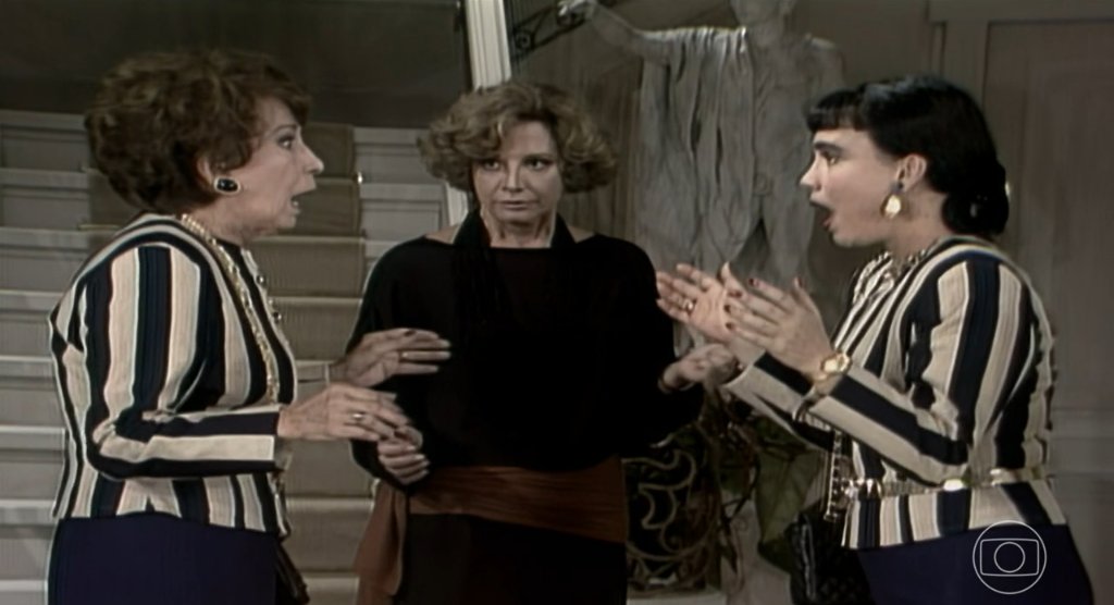 O desfecho do capítulo de hoje com essa cena icônica #RainhaDaSucata