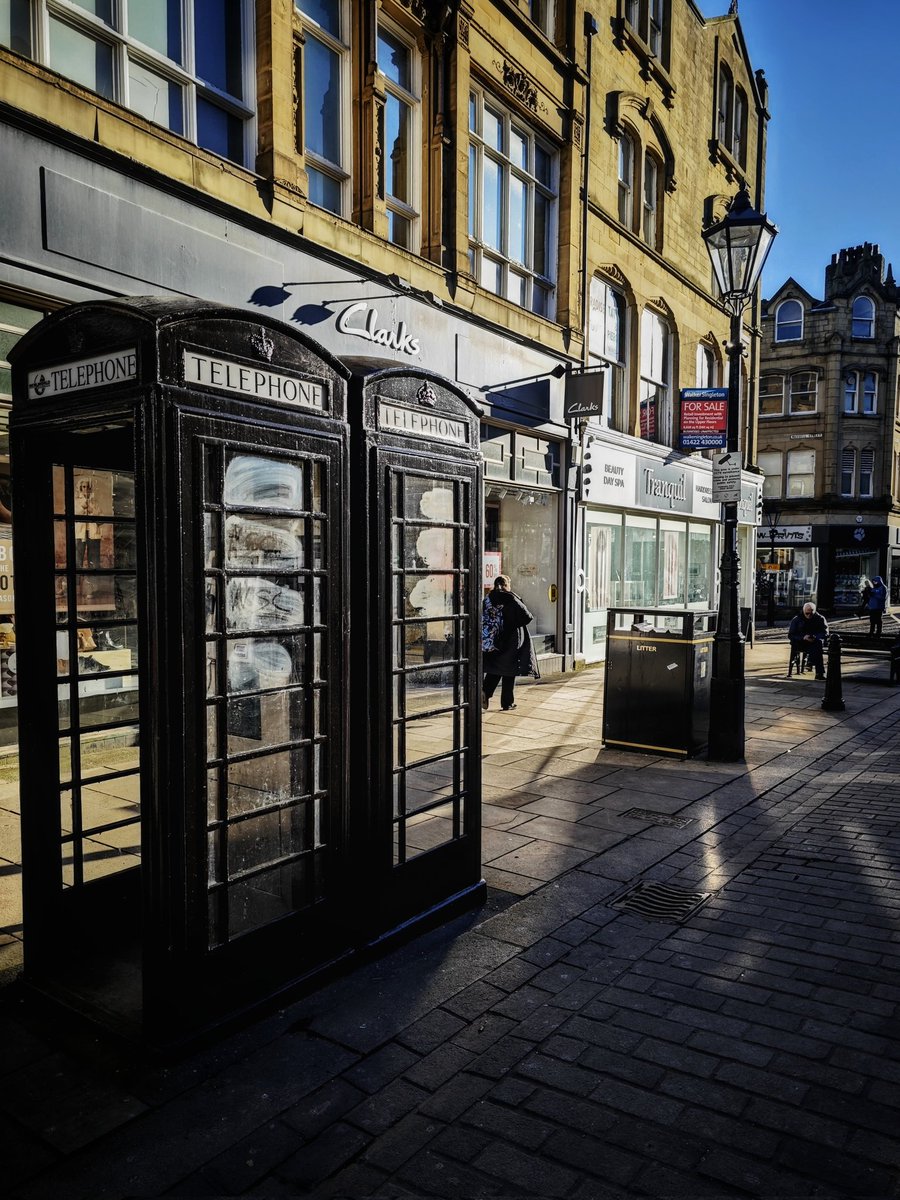 chrisbu03352910's tweet image. #AlphabetChallenge #WeekWforWindows 
#TelephoneBoxTuesday
📸