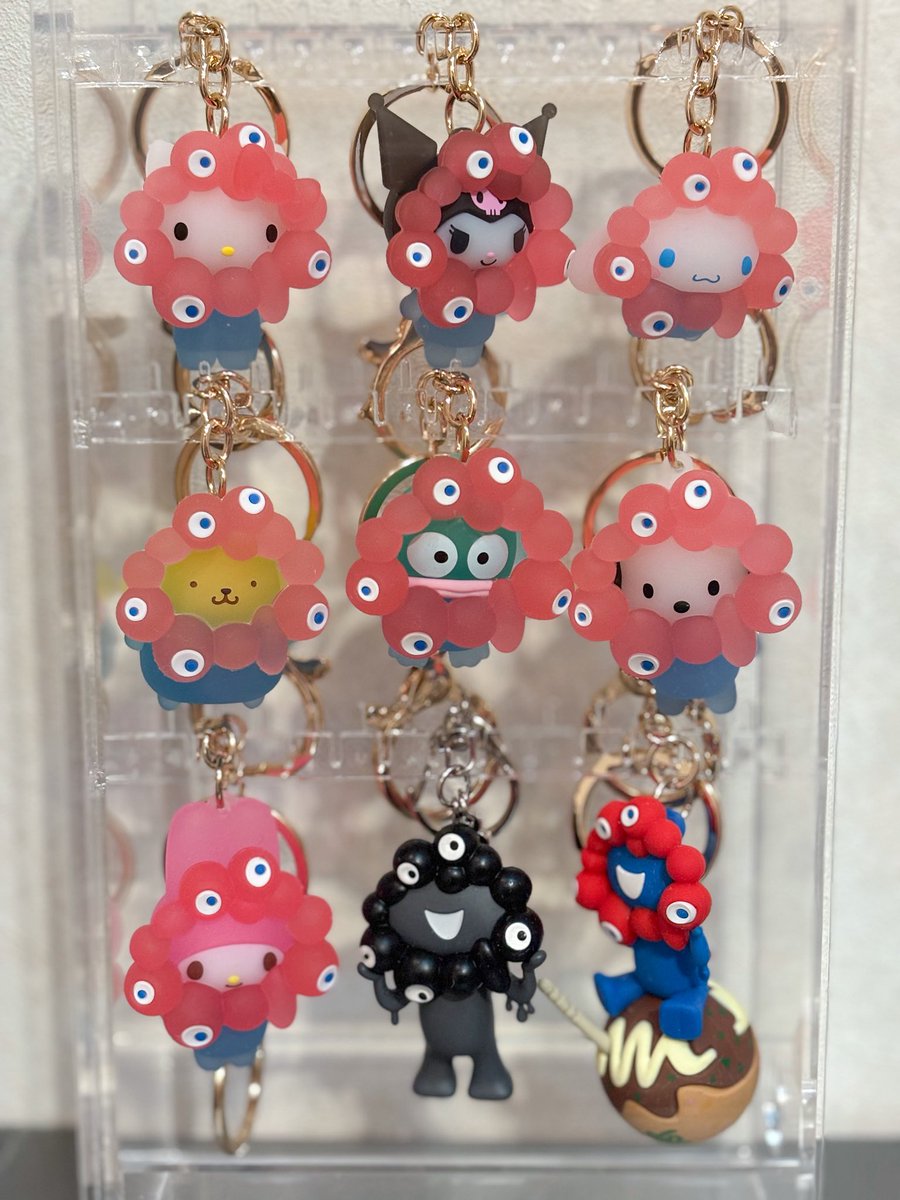 サンリオxミャクミャク コラボ クリアキーホルダー コンプリートセット ミャクミャク✖️サンリオ 立体クリアキーホルダー』♡ 7種