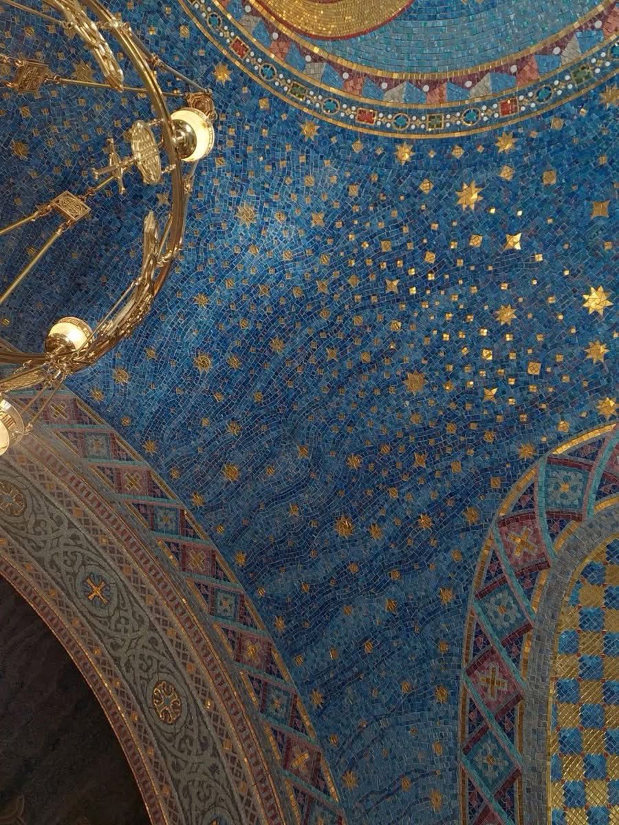 AlBlaineau's tweet photo. Les étoiles de Ravenne https://t.co/cr434pxY2K