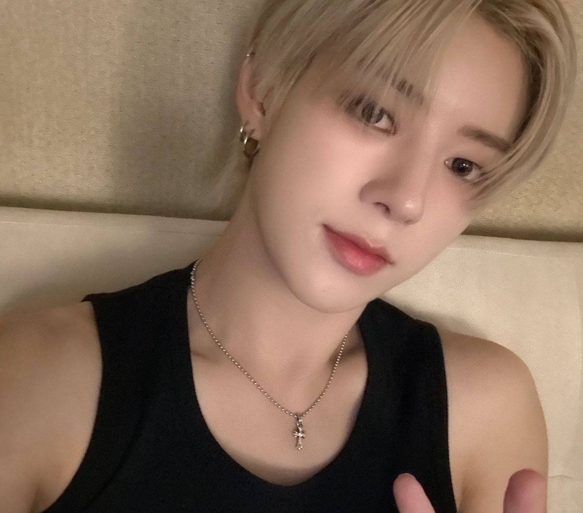 ilyoumin's tweet photo. 𝖨'𝗅𝗅 𝖻𝖾 𝗒𝗈𝗎𝗋 𝖾𝗏𝖾𝗋𝗀𝗅𝗈𝗐
· · ─ ·ʚɞ· ─ · ·
Last Minute Speedrun 👹
#DAY_ANDSELCADAY #DAY_ANDSD
#NOWZ #JINHYUK #진혁 https://t.co/dXCeVgzzMP