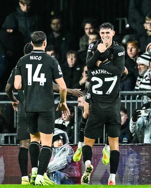 willCITY__'s tweet image. 🚨 GAIN TRAIN - No football fan should have less than 3000 followers.

- Drop your handles 
- Follow anyone who likes your comment 
- Reposts are appreciated 
- Follow me 

WHAT A VICTORY!🧩