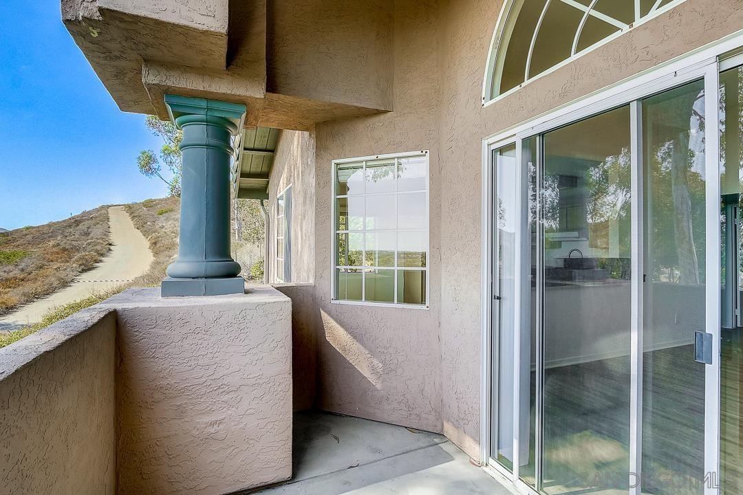 SunnyCoastRPR's tweet photo. Available Now!!! For Rent at $3,195. Welcome to 17161 Alva Rd Unit 3323 in San Diego, a spacious 3-bed, 2-bath condo offering 1,232 square feet of comfortable living. This home has central air AC, in-unit washer/dryer, and hardwood floors. Apply now at https://t.co/0EUuTnMBBS. https://t.co/Izijpoz468