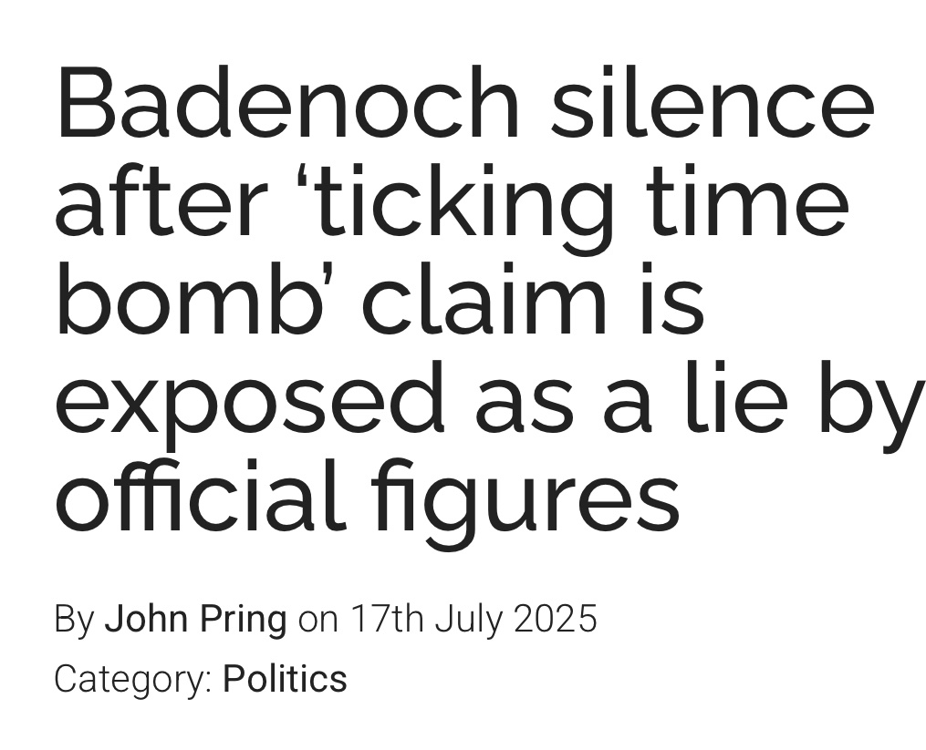 floboflo's tweet image. Hmm.