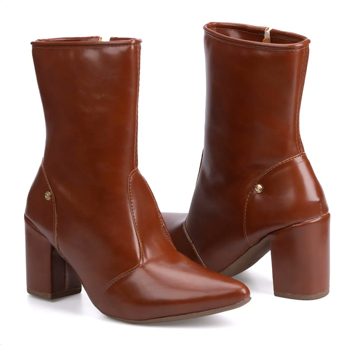 Trend_da_Duda's tweet photo. Essa bota é simplesmente o auge da elegância: combina com tudo, valoriza qualquer look e entrega presença imediata.
O tipo de peça que você usa e TODO MUNDO pergunta de onde é.
👉 Quer o link? Comenta “EU QUERO” que eu te mando! https://t.co/Z22h2sOvBG