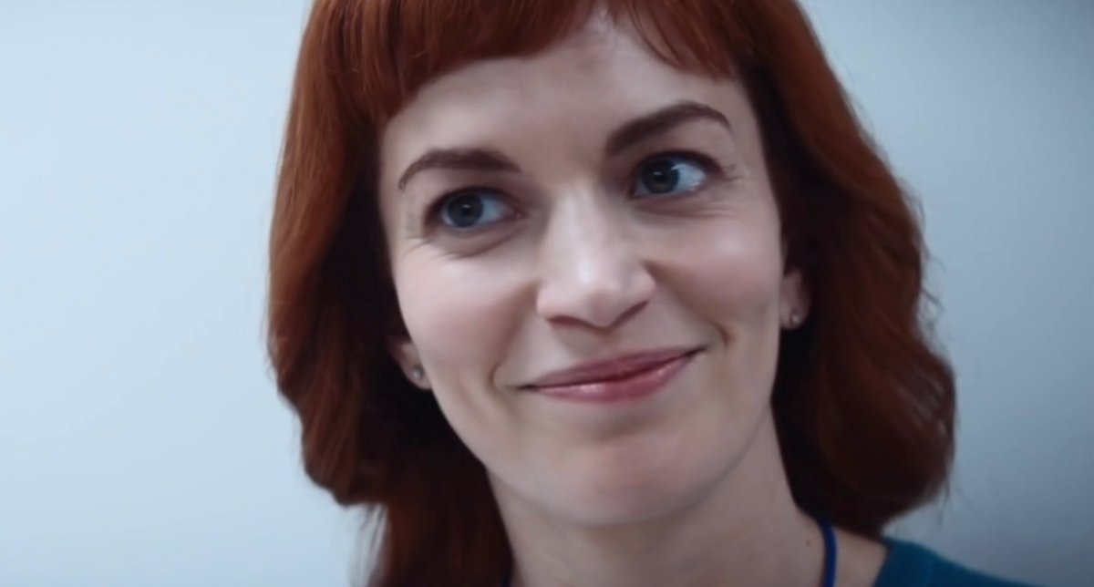 SAPPHlCSAM's tweet image. the way helena eagan looks at mark s