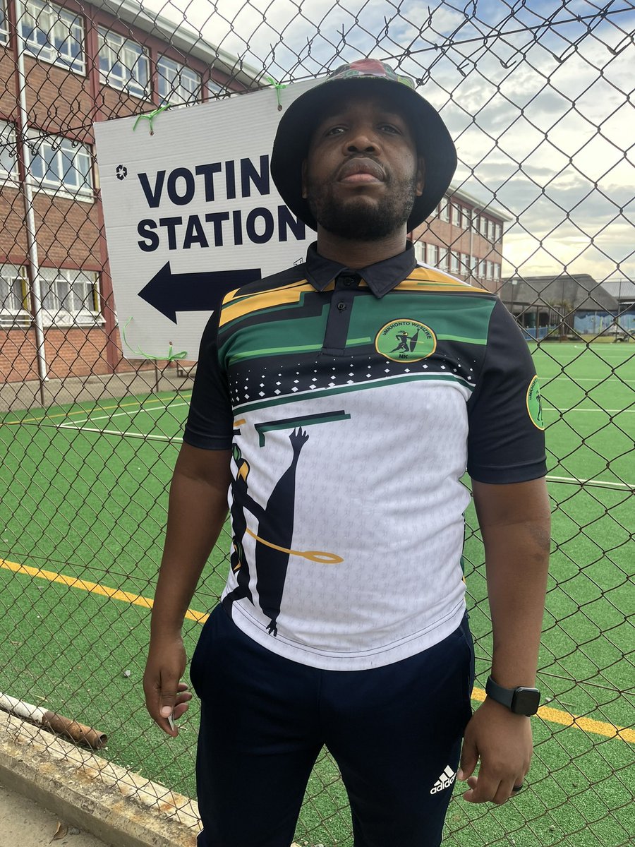 Lord_Ori_'s tweet image. 🤣🤣🤣🤣🤣 Jobe asking for forgiveness from uBaba vs Jobe as an MK Party member. Woza la 😩😩😩 .@Mfoka_Jobe