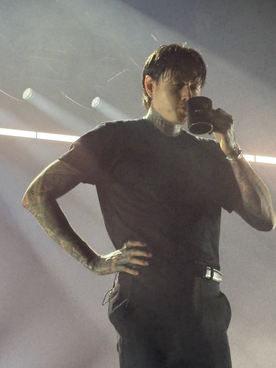 Mag.Hope tweet media