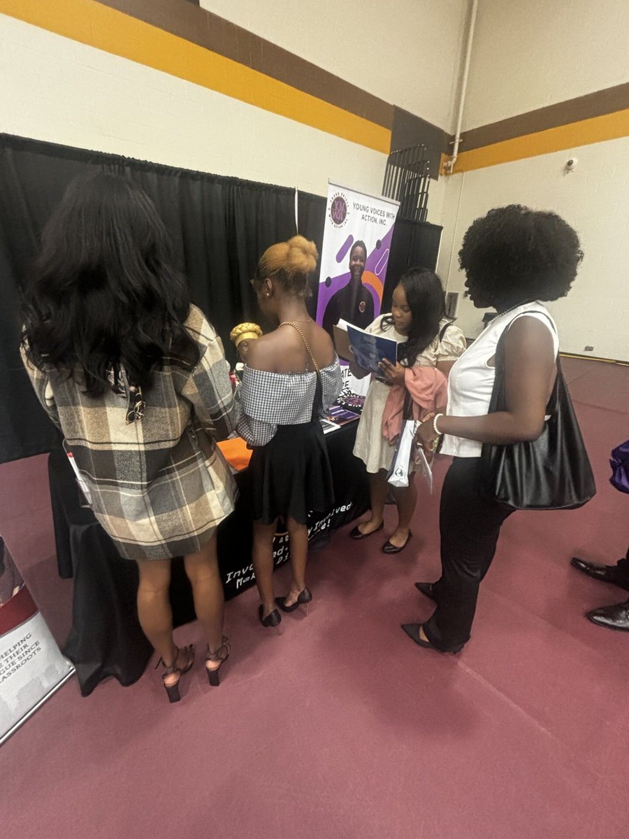 It's not too late to DONATE! This #GivingTuesday, support an organization that invest in young people by being vocal and action-based. We need your support. Learn more about donating at youngvoiceswithaction.org.