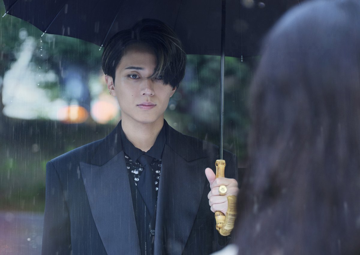 onihanamovie's tweet photo. ❖ #永瀬廉 𝑎𝑠 〚 鬼龍院玲夜 〛

人々���魅了する“あやかし”の頂点に立つ
鬼の一族の次期当主

#映画鬼の花嫁 3.27(𝖿𝗋𝗂) 公開❁ https://t.co/K0ee93ywtd