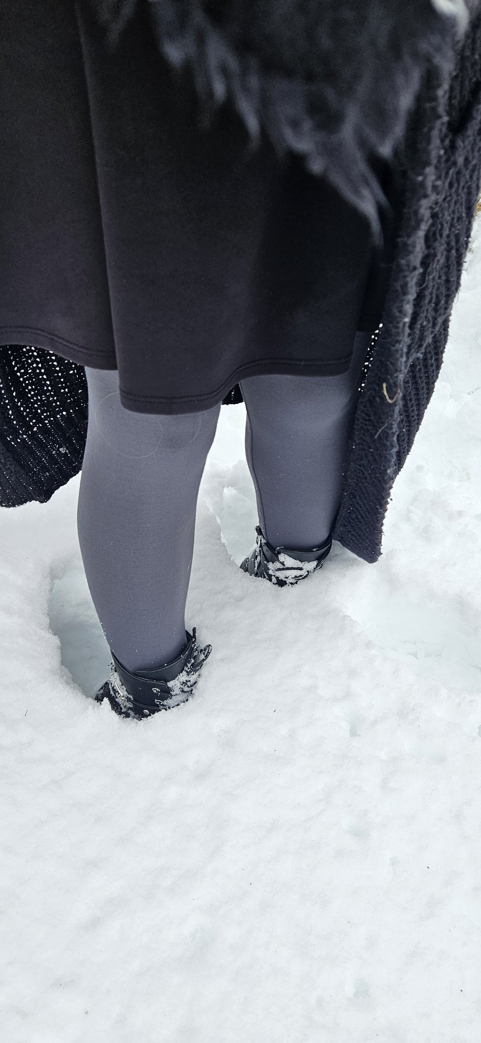 Not my cute boots! https://t.co/1EyvdgUUcQ
