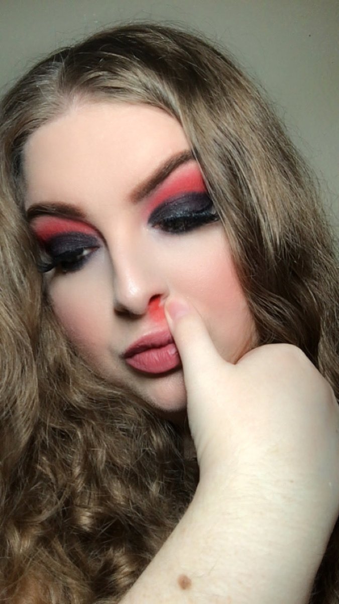 storyofshawna's tweet image. A #strangerthings recreated makeup look is coming to TikTok and YouTube VERY soon! 🥰🥰🥰 #makeuptutorial #makeup #makeuplook #tiktok #youtube