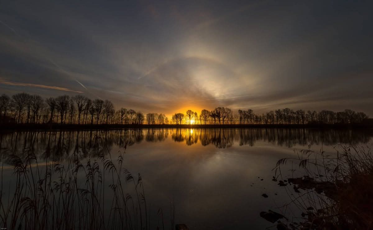 Havenlust's tweet photo. Sunset One Minute Ago 🌞☀️ https://t.co/AEhxk9GqY8