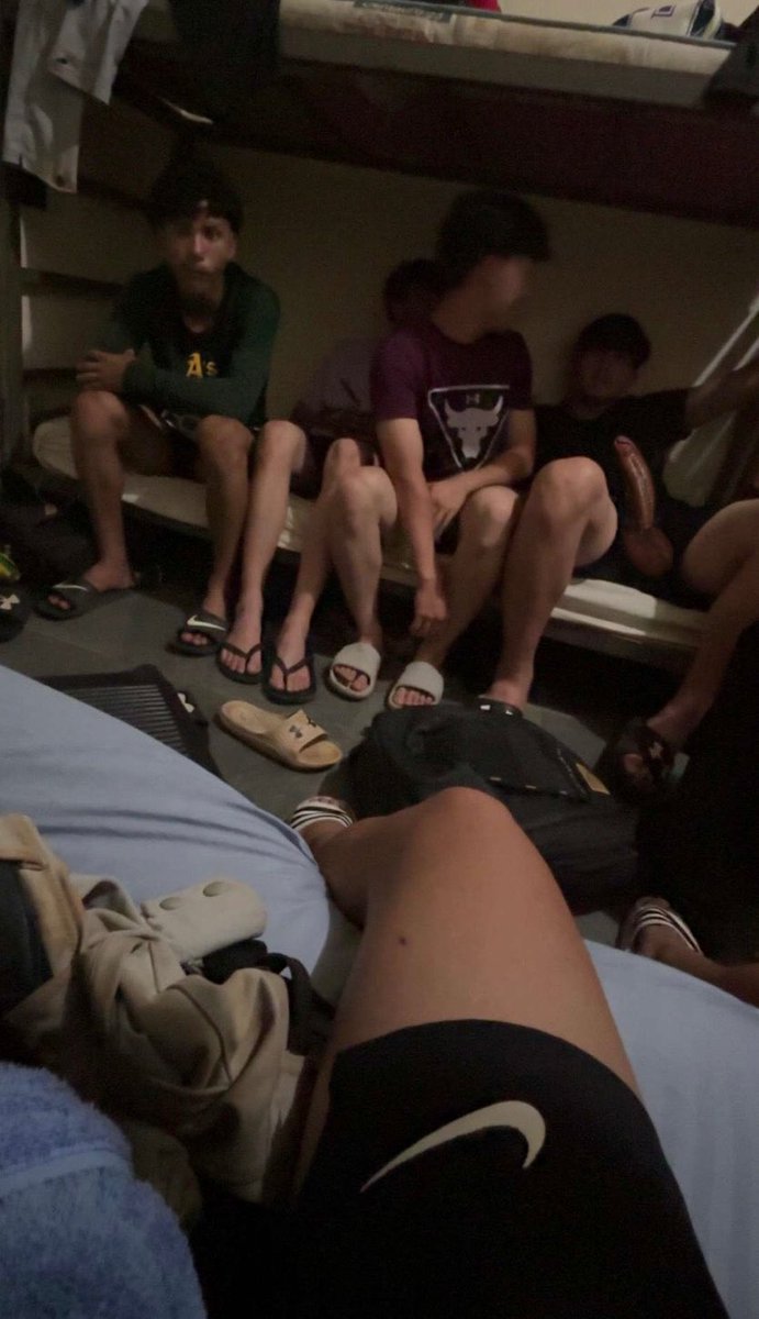 muristyle's tweet image. gente