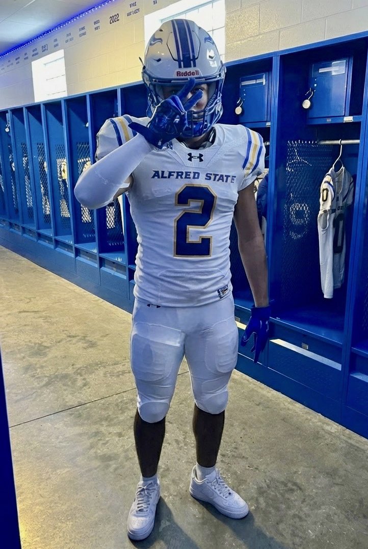 Julian Adams tweet media