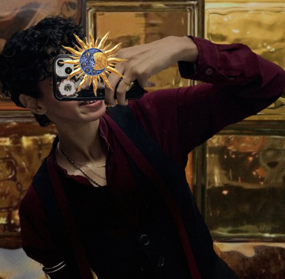 Poethead's tweet image. 🕯️~