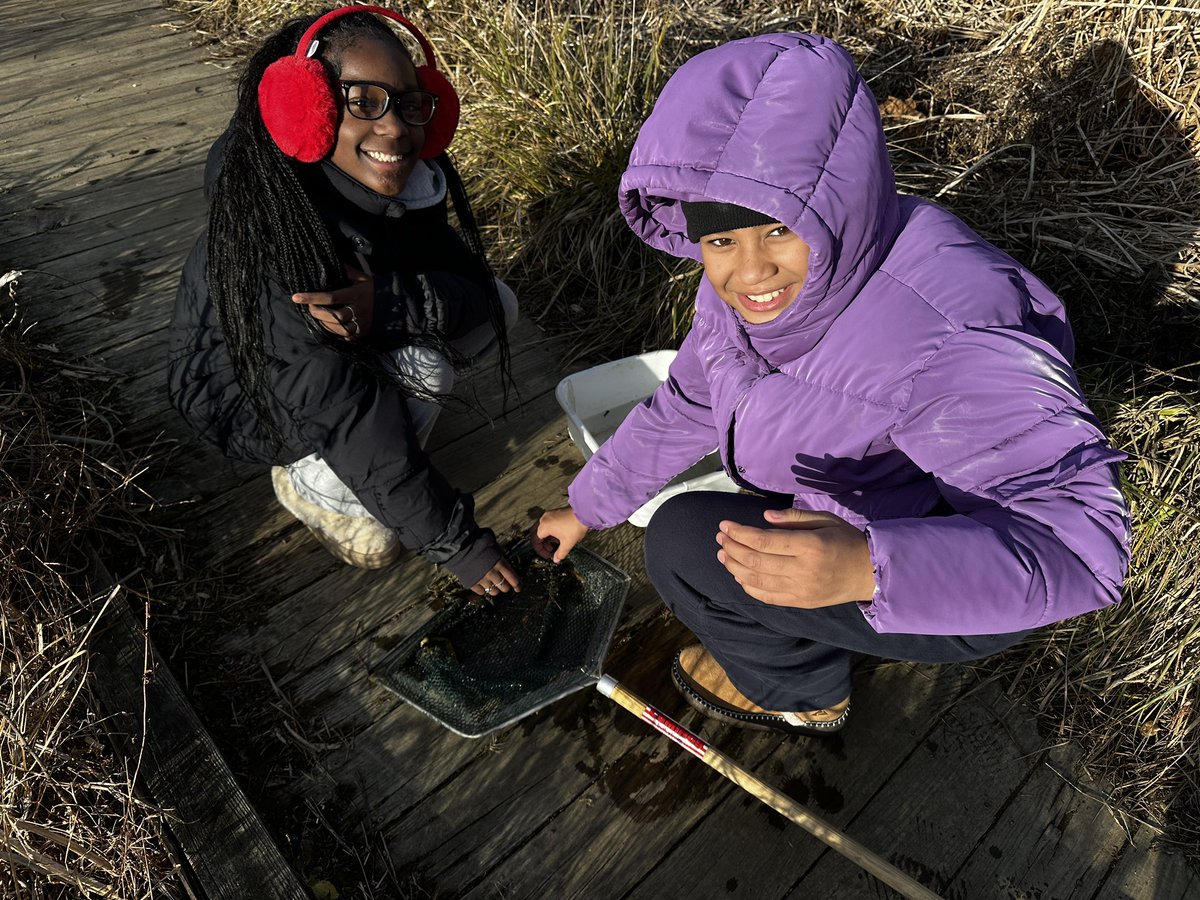 CCPS_ODS's tweet image. West MS week 1: purple group collected date to determine if the watershed is healthy! #ODSchangetheworld