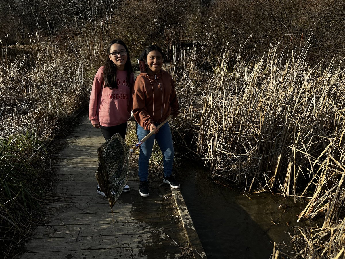 CCPS_ODS's tweet image. West MS week 1: purple group collected date to determine if the watershed is healthy! #ODSchangetheworld