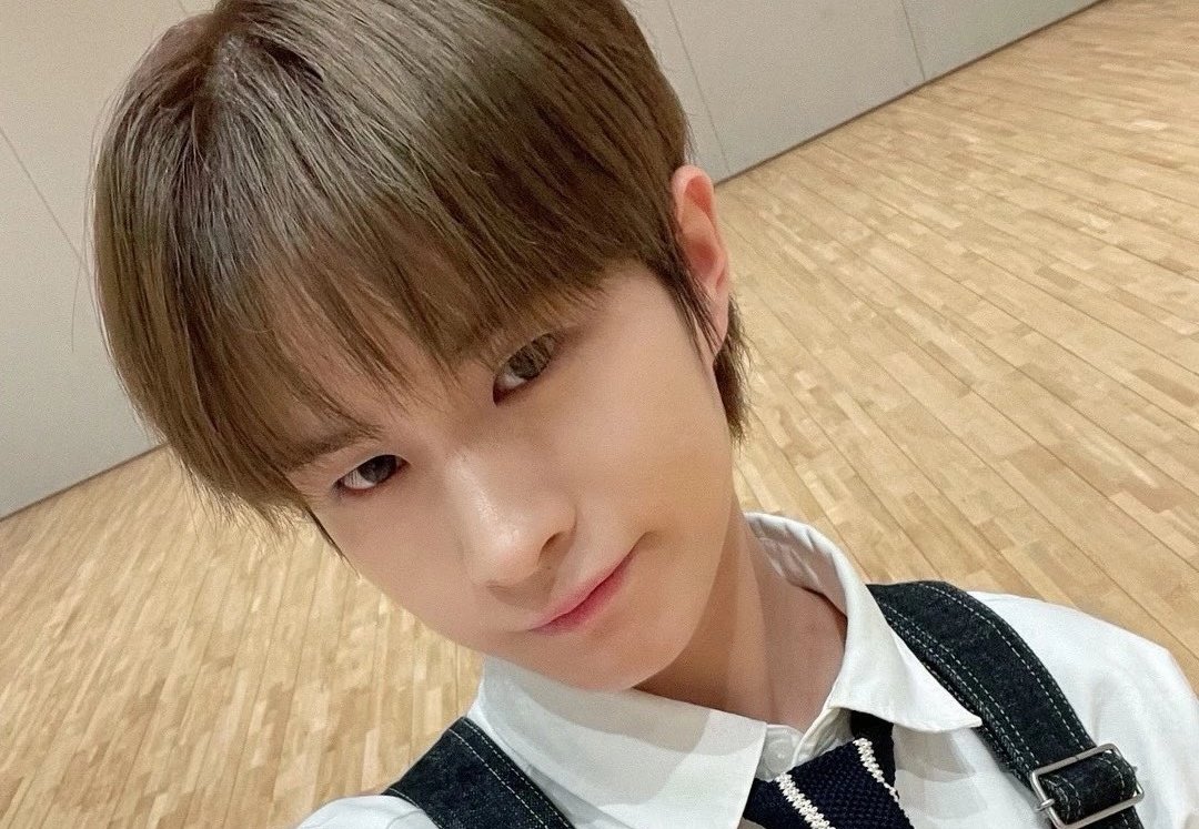 i0twssof's tweet image. Hoy comencé el día de la mejor manera y eso es porque lo primero que hice apenas desperté fue colocar #ℑ𝚍𝕝eꕀ𝕤o͟ng a todo volumen. Lo mejor que le pasó a mi día fue mi amiguita @angelveex_ y sus #𝐥u͞c𝕚fǝr𝜗ːmǝ𝕝öd𝕚es 🤍

       𓈒   🐈‍⬛ 𝐛𝐥𝐚𝐜𝐤 cat   !  #𝐦oonpie