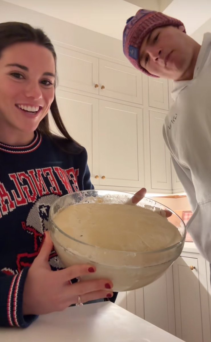 WE HAVE A DRAKE MAYE APPEARANCE ON BAKEMAS 🚨😭