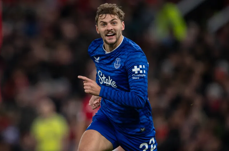 RBMersey's tweet image. Take a bow Kiernan Dewsbury-Hall. Strong shout for Everton&apos;s player of the season so far. Has really stepped up his game in recent weeks too. 
#EFC