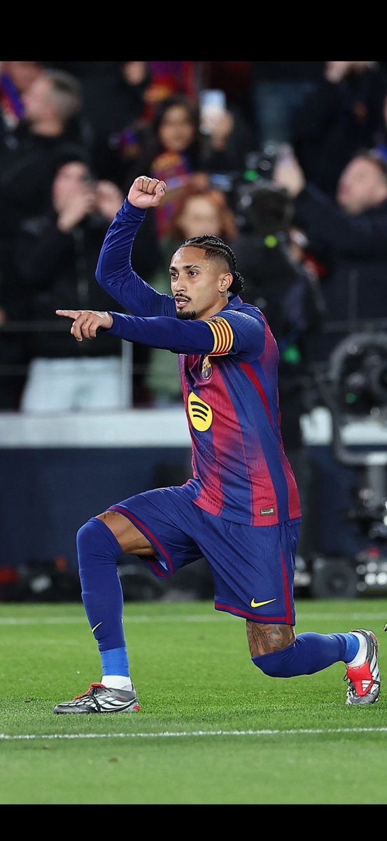 أجمل مباراة هذا الموسم
3-1 🔥🔥🔥💙❤️💙❤️
وصدارة برشلونة تتمدد ...

 #برشلونه_اتلتيكو_مدريد