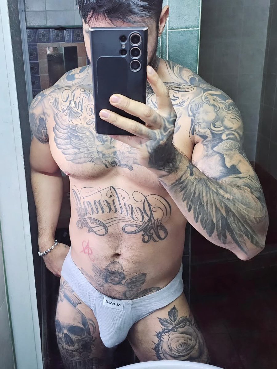 Dylan Belmont Tatuador tweet media