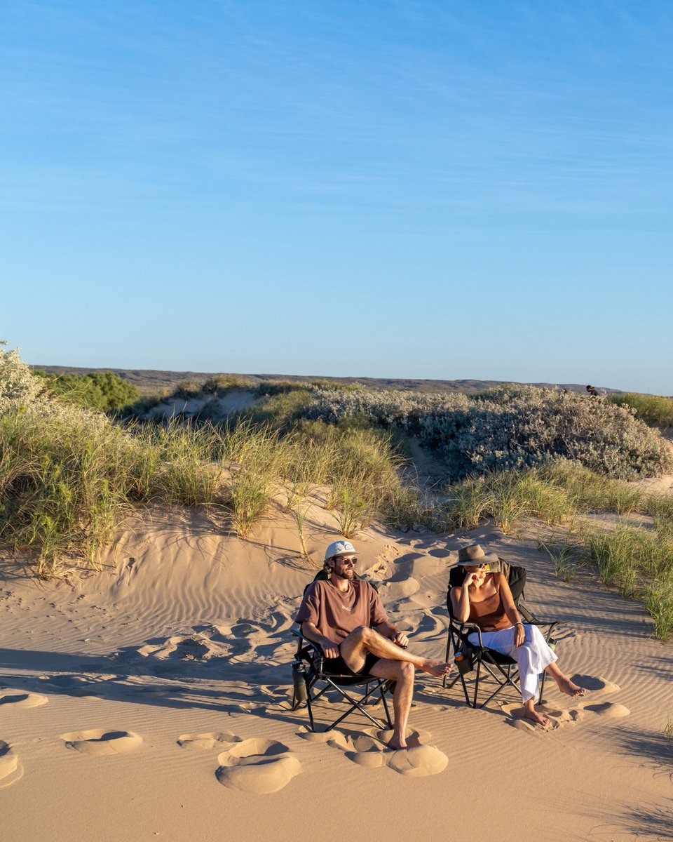 TheOztentGroup's tweet image. Slow sunsets, soft sand, and chairs that make you want to stay a little longer.⁠
Wherever the coastline takes you, comfort should come with you.⁠
⁠
Take our Ultimate Chair Challenge, love it or your money back! 
⁠
#oztent | #discovermore | #ultimatechairchallenge