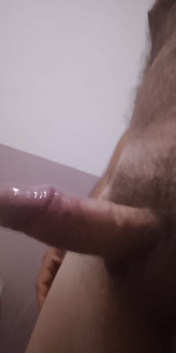 M_Hunt_Lover's tweet photo. Este casado enseñándome todo, qué rico saber qué es un cogelon tanto con su mujer como conmigo. Me ha dicho que le encanta cómo me lo cojo 😍 https://t.co/F7yO5YdfjF