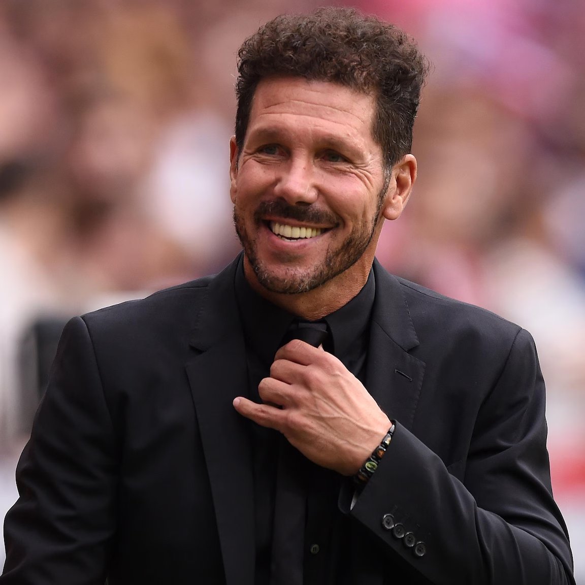 BarcaUniversal's tweet image. ‼️Diego Simeone: "Raphinha is an incredible player. He can play everywhere. As a winger, as a midfielder, as a striker, or even as a wing back."

"He can score, he can create, he presses and runs. I have no idea how he did not win the Ballon d'Or."
