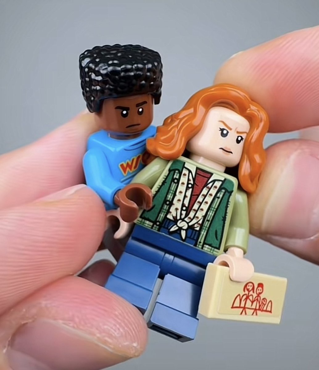 romionevspr's tweet image. just fell to my knees at walmart