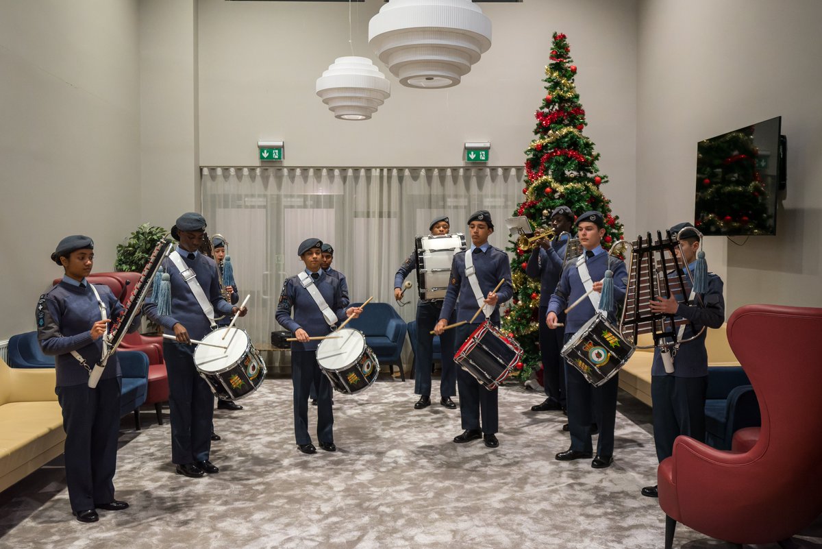 YOULondon1's tweet image. Proud to host a fantastic evening at @kingsford_sch in Beckton last night, raising awareness of the wonderful opportunities provided by uniformed youth groups in the London Boroughs of Barking and Dagenham, Newham and Redbridge and their ability to change lives.