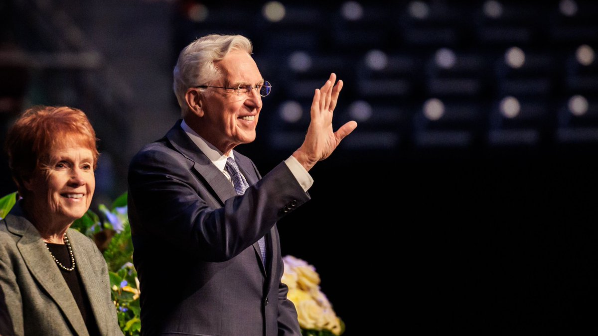 ChristoffDTodd's tweet image. It has been “a few years” since Kathy and I were students at @BYU, and we wish we could re-enroll and join the students here during this remarkable season in the university’s history. We were grateful to be on campus today to participate in the weekly devotional.

I shared that…