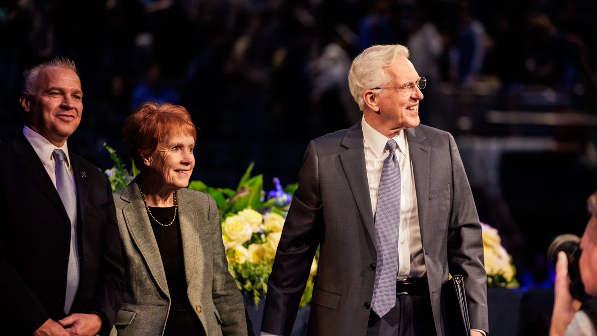 ChristoffDTodd's tweet image. It has been “a few years” since Kathy and I were students at @BYU, and we wish we could re-enroll and join the students here during this remarkable season in the university’s history. We were grateful to be on campus today to participate in the weekly devotional.

I shared that…