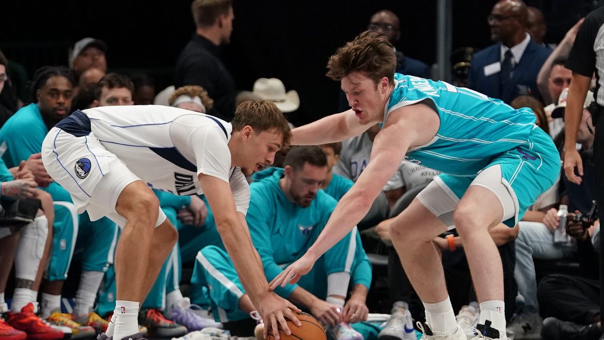 Former Blue Devils Kon Knueppel and Cooper Flagg have become the first players from the same school to win the NBA's Rookies of the Month award dukewire.usatoday.com/story/sports/c…